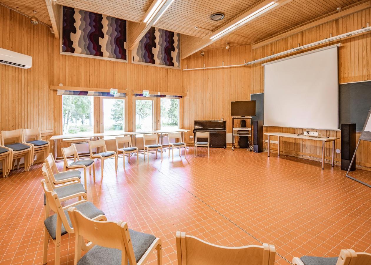 Honkiniemi Hotel Ähtäri Buitenkant foto