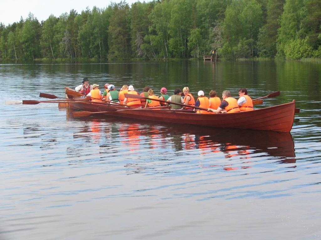 Honkiniemi Hotel Ähtäri Buitenkant foto