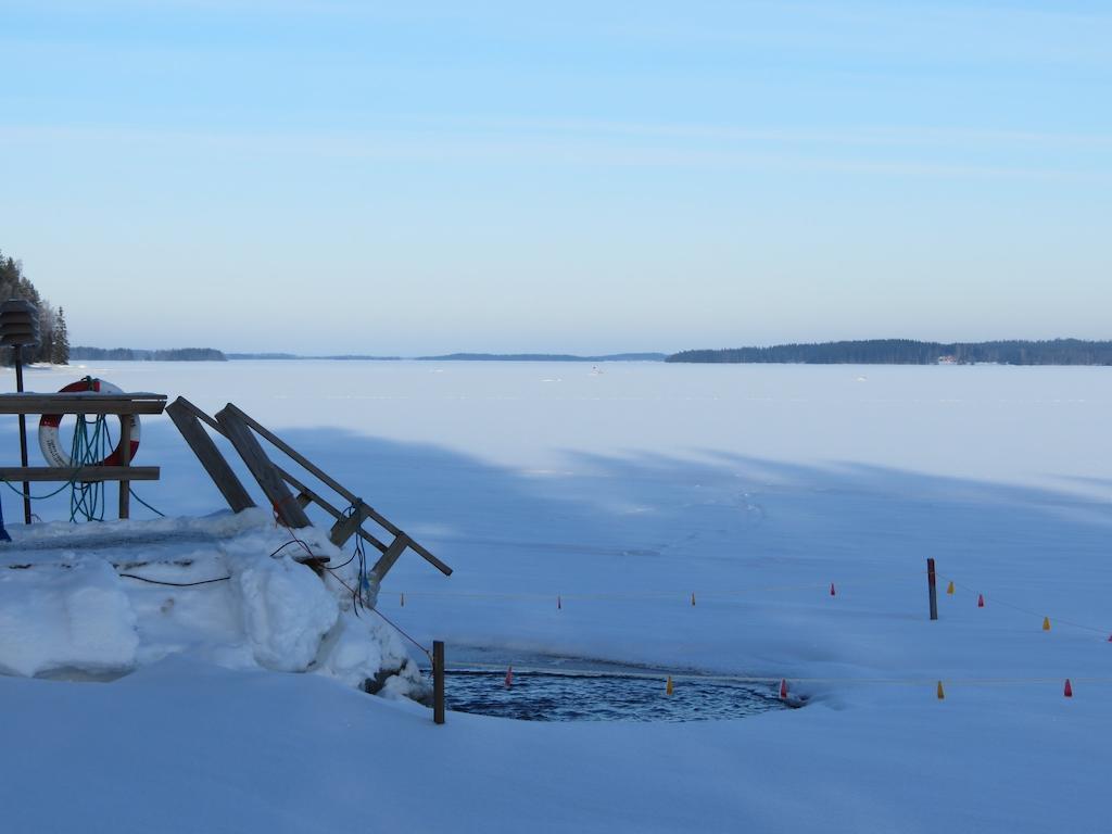 Honkiniemi Hotel Ähtäri Buitenkant foto